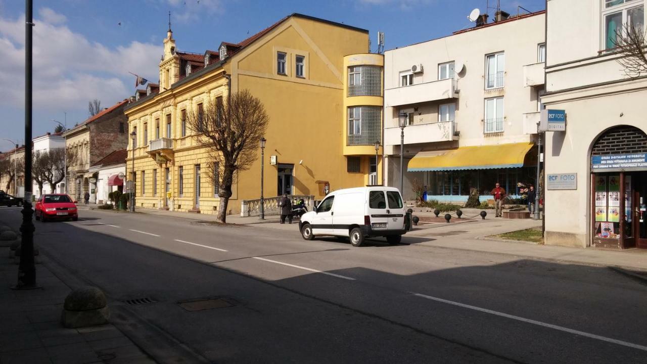 Apartman Lux Apartment Daruvar Exterior photo